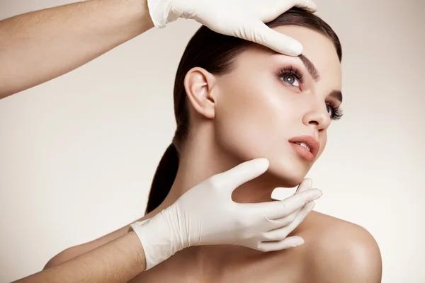 Experienced Plastic Surgeon Near Me for Safe Cosmetic Procedures