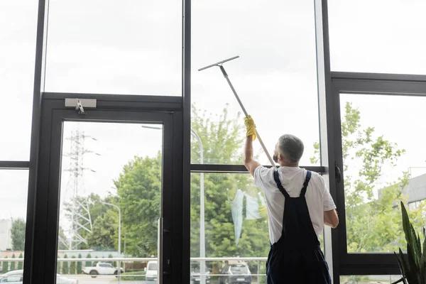 A Clearer View Starts with Glide Window Cleaning