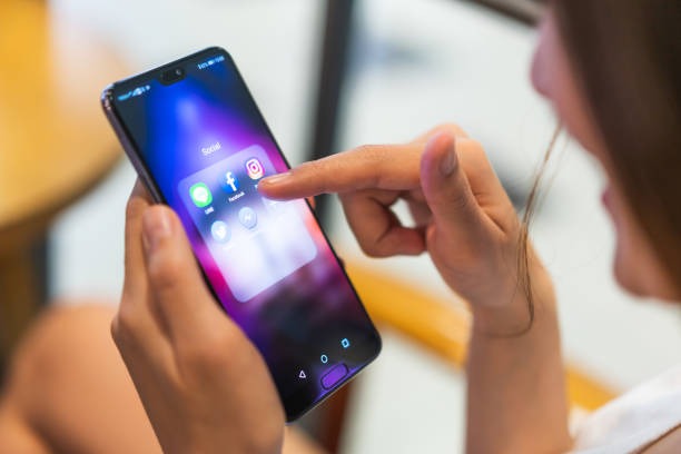 Examining SMM World prices How to Compare Service Options