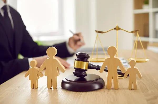 What to Expect From a Divorce Lawyer in Saratoga Springs NY