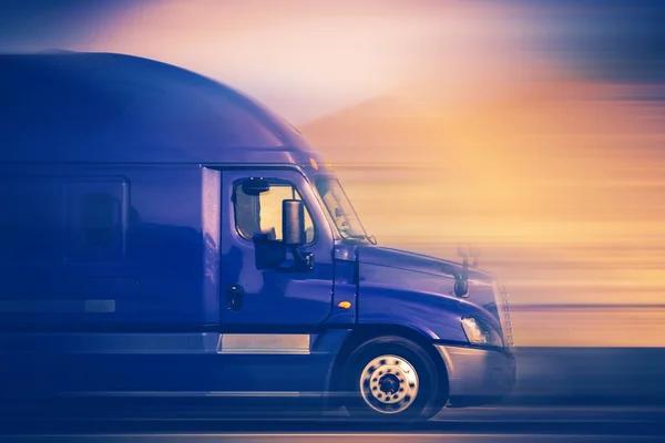 Finding Dependable Transportation Through a Trucking Company Near Me