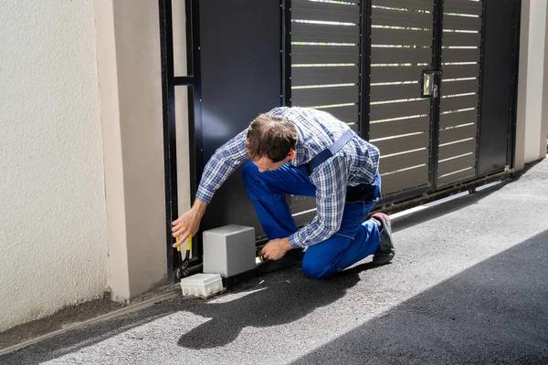 Electric Gate Installation in Salem: Upgrade Your Property’s Security and Convenience